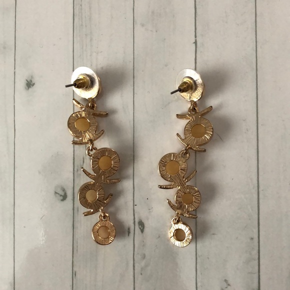 Earrings - Picture 2 of 2